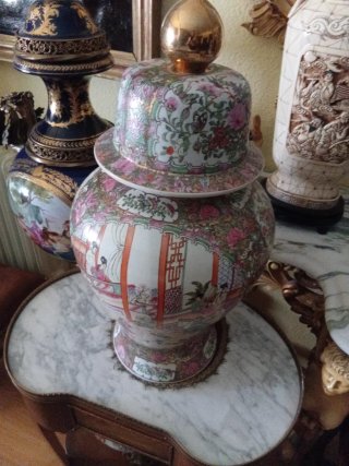 Jarrón de porcelana estilo Ming