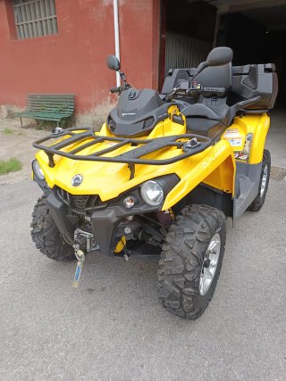 Can-Am Outlander Amarillo