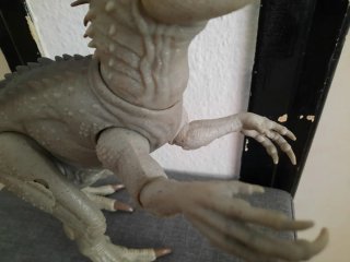 Juguete Indominus Rex.