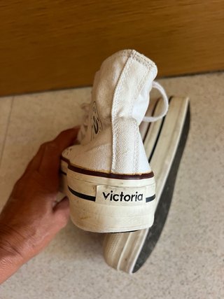 Zapatillas Victoria Botín Plataforma Lona Beige