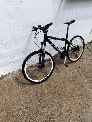 Bicicleta Giant XTC Negra