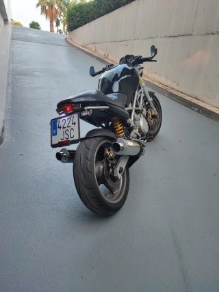 Ducati Monster 800ie Negra
