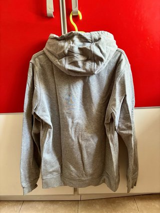 Sudadera Nike Gris Logo Swoosh