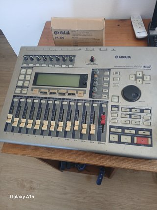 Yamaha AW16G Mezclador Digital Profesional