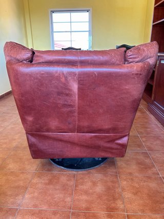 2 Poltrone Reclinabili in Pelle Marrone
