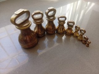 Juego 9 Pesas Inglesas Antiguas Bronce