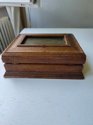 Cofanetto Legno Antico con placca di  26x18x9