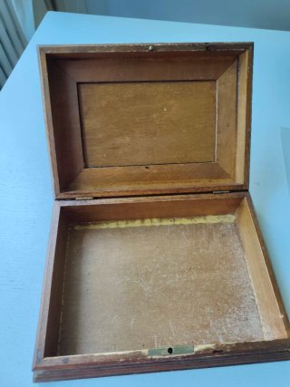 Cofanetto Legno Antico con placca di  26x18x9