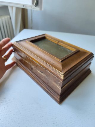 Cofanetto Legno Antico con placca di  26x18x9