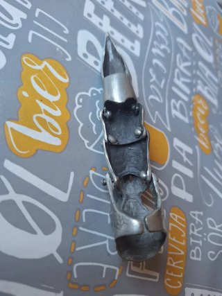 Anillo armadura cuervo articulado ajustable