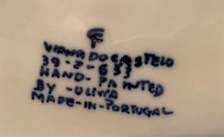 Sopera blanca pintada a mano