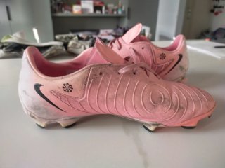 Scarpe da calcio Nike rosa