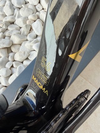 Bicicleta de carretera Aurum Magma Negra