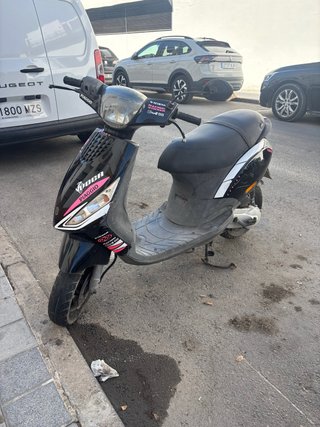 Piaggio Zip 49cc - ITV y seguro al día