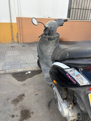 Piaggio Zip 49cc - ITV y seguro al día