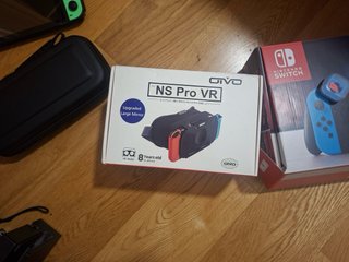 Nintendo Switch Verde e Rosso Sbloccata