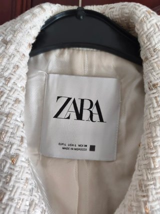 Chaqueta Biker Tweed Zara Beige y Dorado