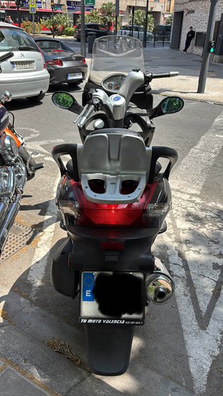 Kymco Grand Dink 125 gris