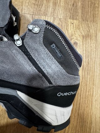 Botas de montaña Quechua impermeables Talla 42-43