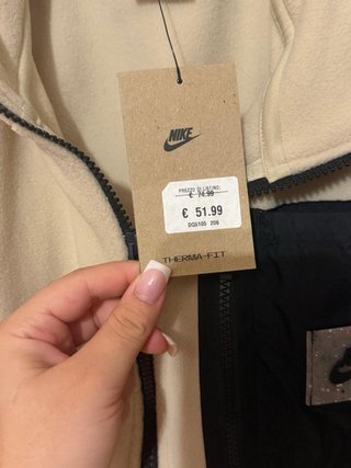 Smanicato Nike Pile Therma-Fit Crema