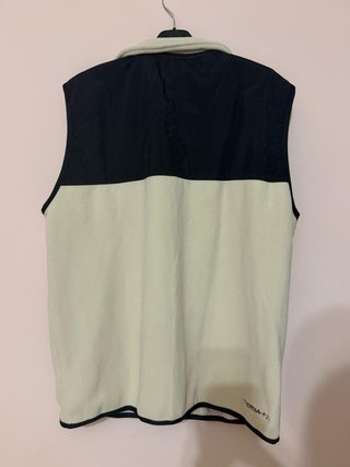Smanicato Nike Pile Therma-Fit Crema