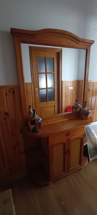 Mueble recibidor madera y cristal