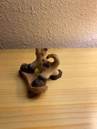 Figura Gato Vintage Patinador