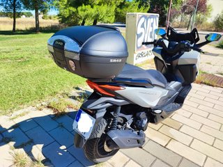 Honda Forza 125 ABS 2023 7800 Kms , Incluye Baul