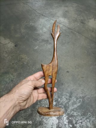 Antigua Figura de madera tallada a mano