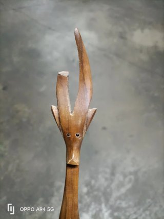 Antigua Figura de madera tallada a mano