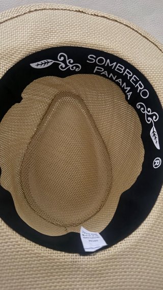 Sombrero de paja beige con cinta negra