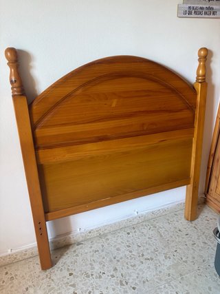 Escritorio madera y Cabezero para cama