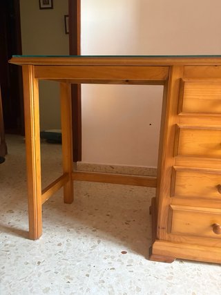 Escritorio madera y Cabezero para cama