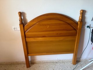 Escritorio madera y Cabezero para cama