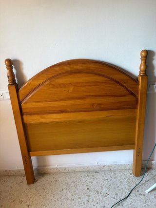Escritorio madera y Cabezero para cama