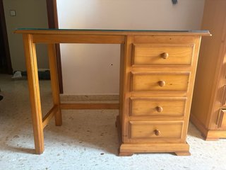 Escritorio madera y Cabezero para cama