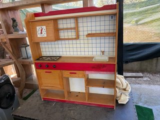 Cocina de juguete de madera