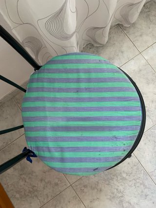 Silla negra con cojin