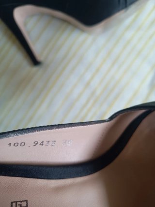 Zapatos tacón Gloria Ortiz negros talla 38