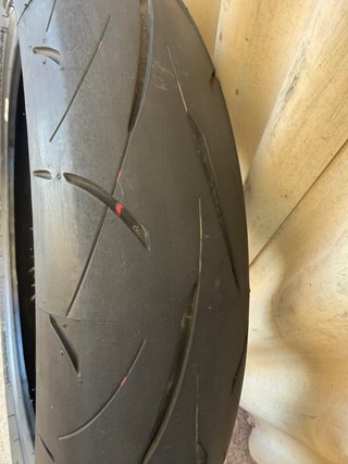 Neumático Dunlop Sportmax Roadsport 2 solo 200km