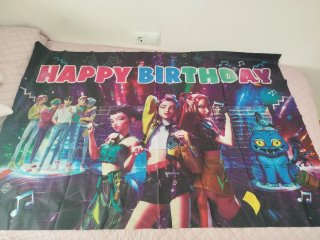 Alquiler Fondo Kpop y Disfraces Cumpleaños