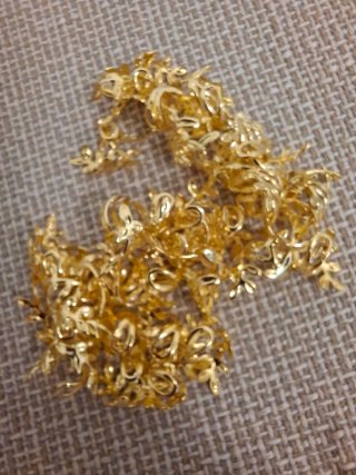 Orecchini o anelli capelli a forma di foglia oro