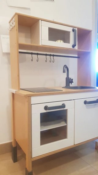 Cocinita de juguete IKEA abedul