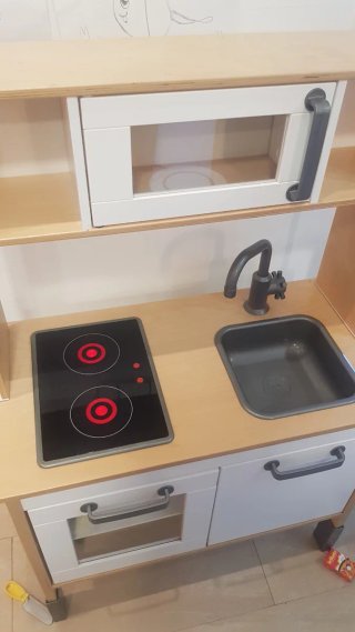 Cocinita de juguete IKEA abedul