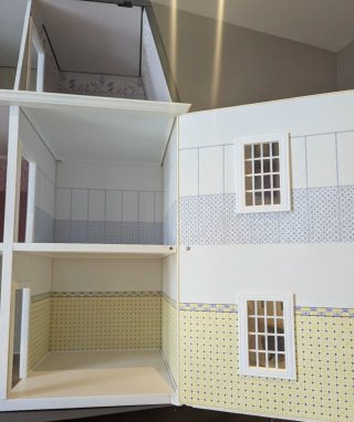 Casa de muñecas estilo victoriano