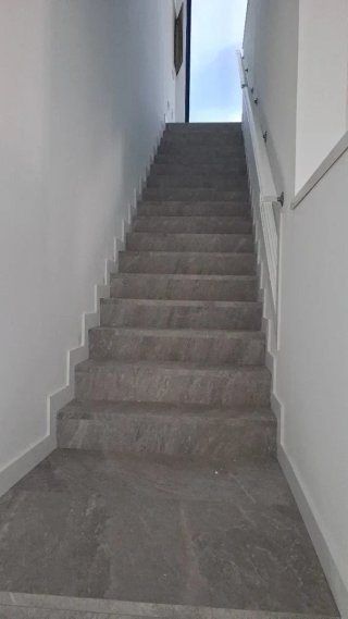 Instalación Tarima Laminada y Suelo Vinílico.