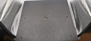 PS4 Slim 500GB + Mando y Cables (Lector Averiado)