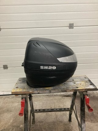 Baúl maleta SHAD SH29 con soporte