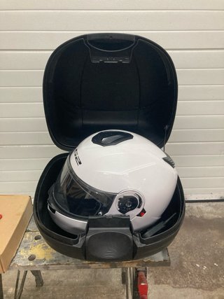 Baúl maleta SHAD SH29 con soporte