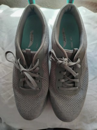 Skechers Mujer Talla 38 Gris/Teal